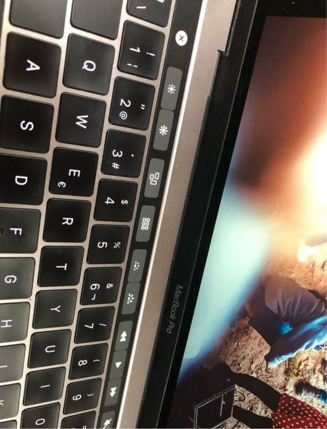 MacBook Pro 13' 2016 Plata