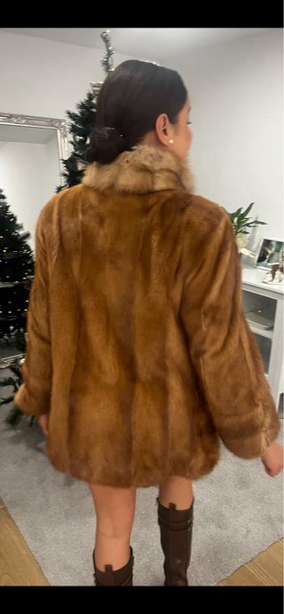 Abrigo de piel