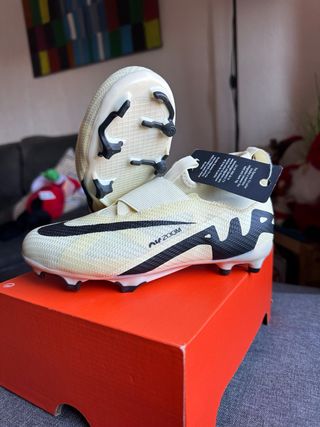 Botas fútbol niño Nike Superfly PRO 33