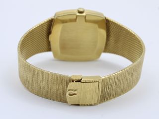 Omega Genève Clásico - Oro Amarillo 18kt