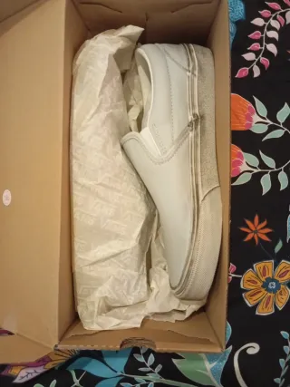 Vans Classic Slip-On Beige/Blanco Talla 38