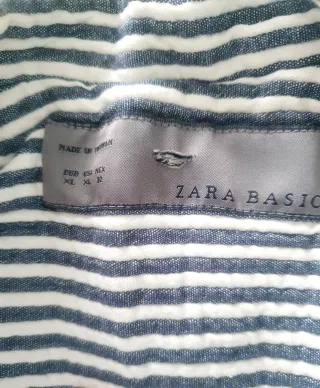 Abrigo Zara Rayas Azul y Blanco