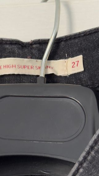 Vaqueros grises Levis original