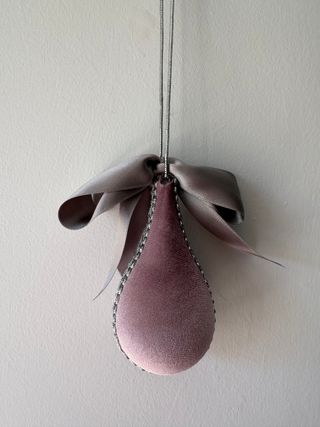 Adorno Manualidades Rosa y Plata