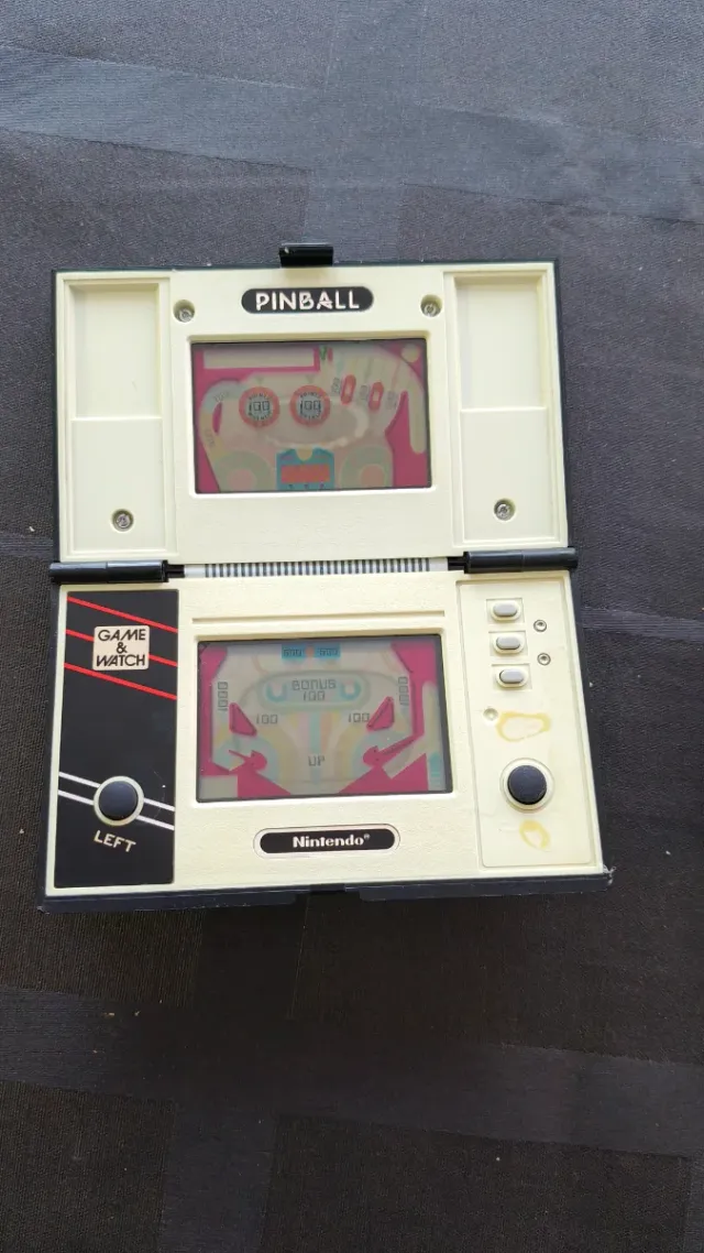 Nintendo Game & Watch Pinball