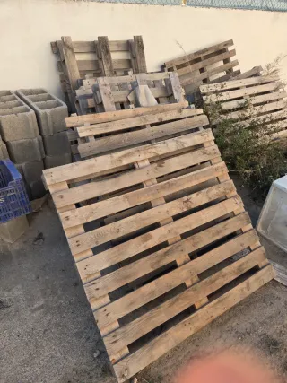 Palets de madera para leña
