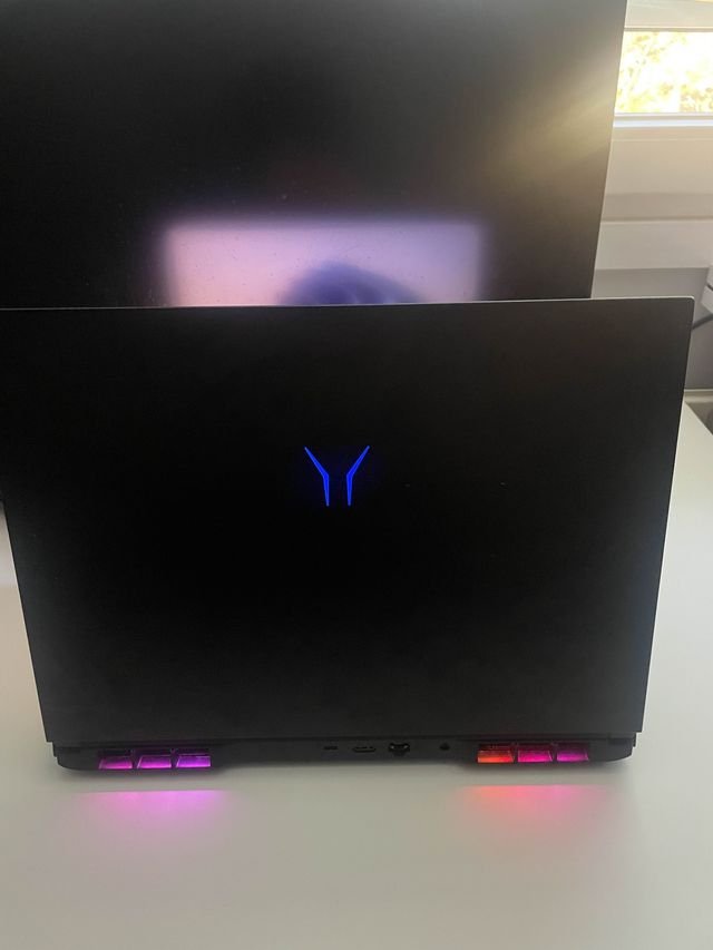 Portátil Gaming Erazer i9 + RTX 4070 – COMO NUEVO