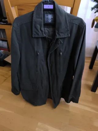 Cazadora H&M Talla S Negra