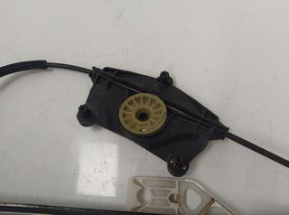 Elevalunas trasero izquierdo audi a4 basico 249250