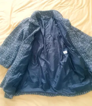 Abrigo Naf Naf azul y gris