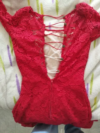 Traje de flamenca rojo con volantes