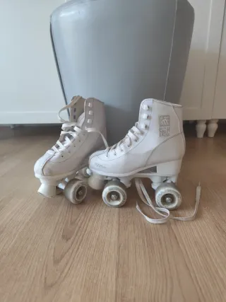 Patines blancos T 33