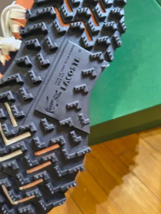 Lacoste scarpe nuove originali nr 36 donna