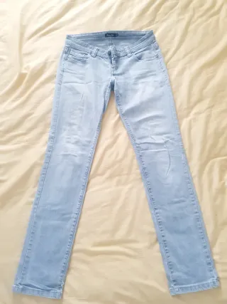 Pantalones vaqueros Massimo Dutti gris