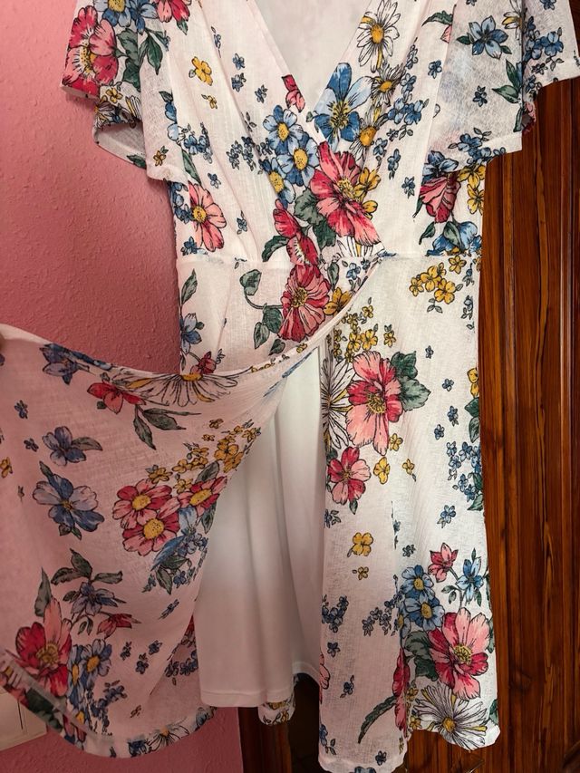 Vestido Springfield floral talla M