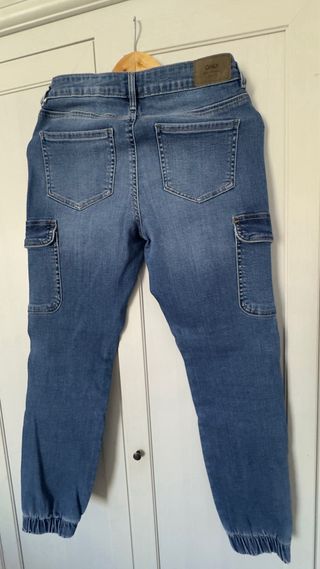 Vaqueros cargo azules