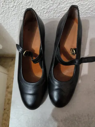 Zapatos de baile negros con tira