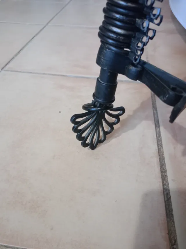 Barra de cortina metálica negra