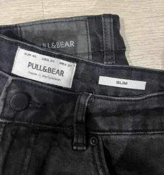 Pantalones vaqueros PULL&BEAR Slim negros