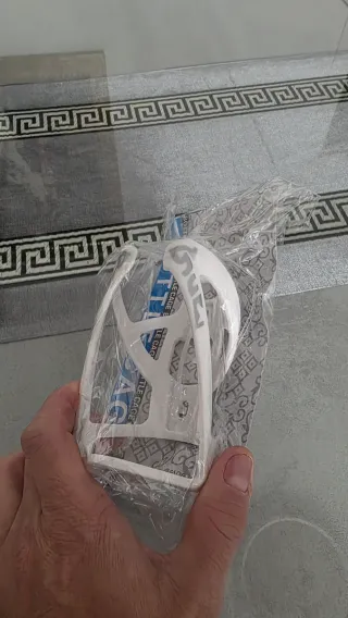 Portabidón blanco SUZUKI