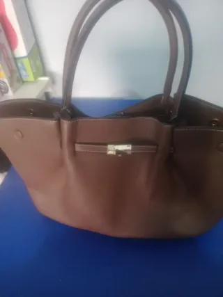 Bolso de mano marrón para mujer