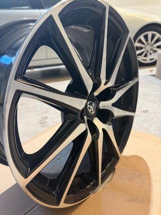 Llantas 18” 5x100 - Juego de 4