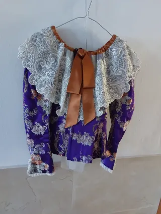 Traje de Fallera con Manteletas y zapatos