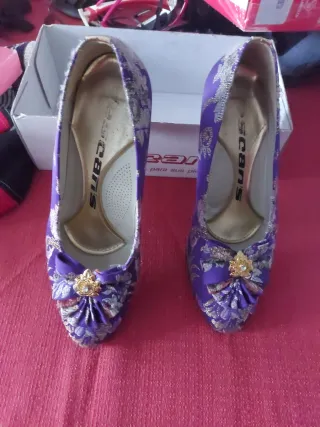 Traje de Fallera con Manteletas y zapatos