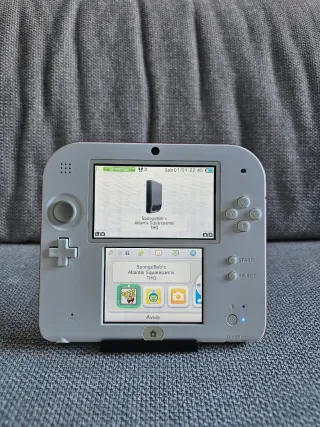 Nintendo 2DS Bianco con Scatola