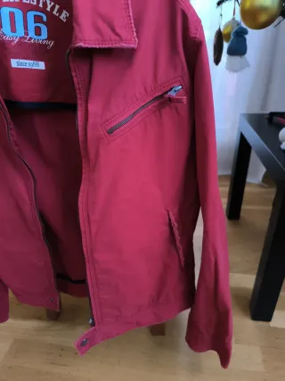 Cazadora roja hombre talla M