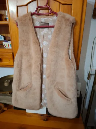 Chaleco pelo sintético beige talla única
