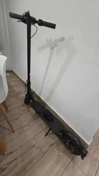 Patinete Eléctrico Negro