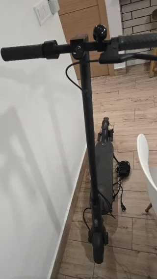 Patinete Eléctrico Negro