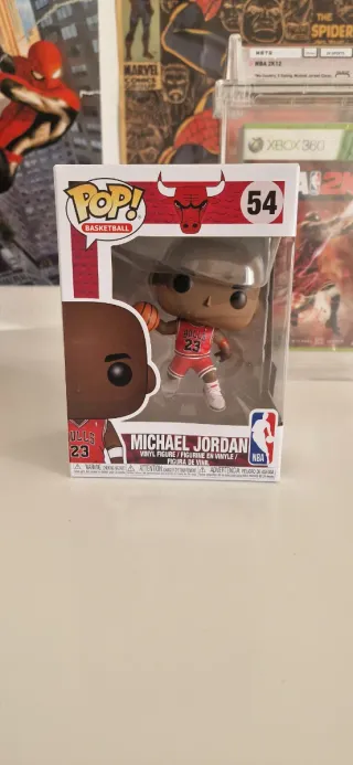 [ XB360 ] NBA 2K12 9.4 GRADED + FUNKO POP MJ #54