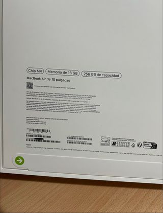 MacBook Air 15 Pulgadas M4 /16GB / 256GB