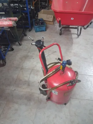 Chupona de aceite roja