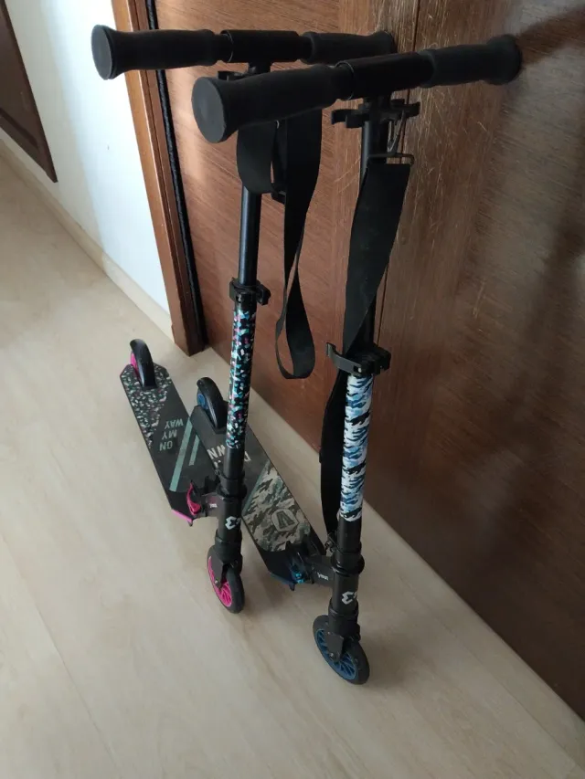 Patinete unisex aluminio regulable hasta 11 años