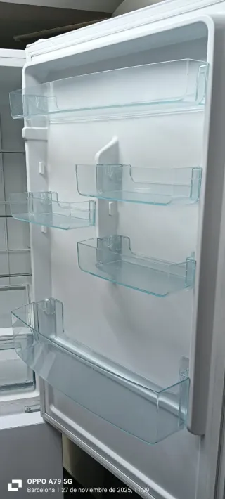 Nevera Combi Candy Blanca NO Frost energía A+