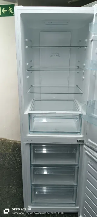 Nevera Combi Candy Blanca NO Frost energía A+