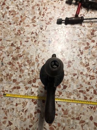 Taladro manual antiguo de manivela
