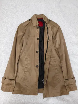 Gabardina beige hombre