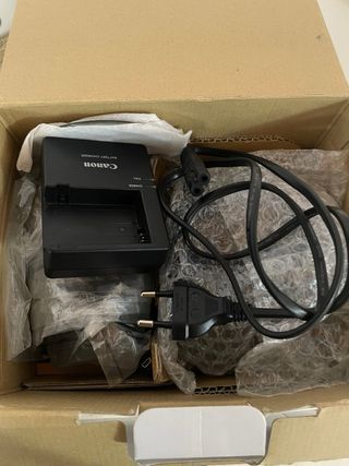 Canon EOS 700D + Lente EFS 55-250mm