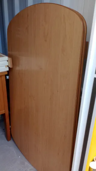 Mesa de cocina de madera