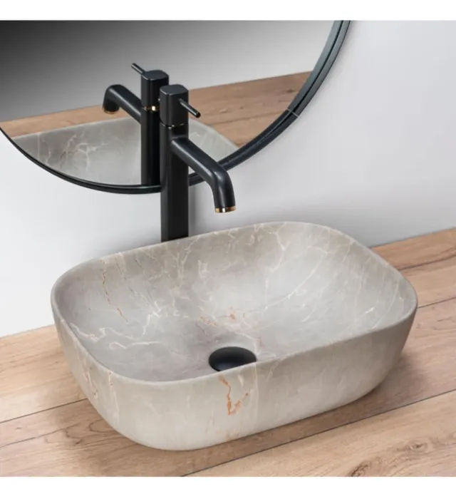 Lavabi sopra piano in marmo