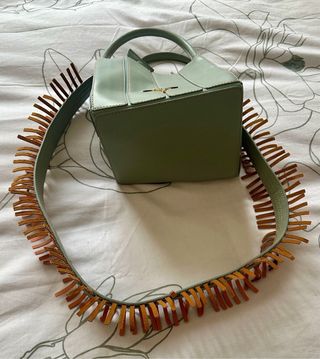 Bolso verde diseño CRVSH