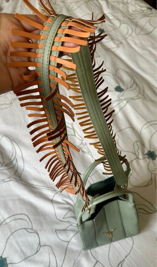 Bolso verde diseño CRVSH