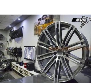 Juego de 4 Llantas 22 Macan Turbo P003