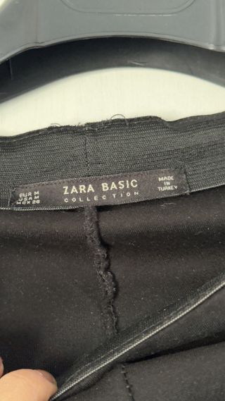 Leggings negros con perlas