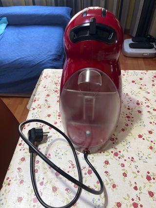 Cafetera Nescafé Dolce Gusto Roja