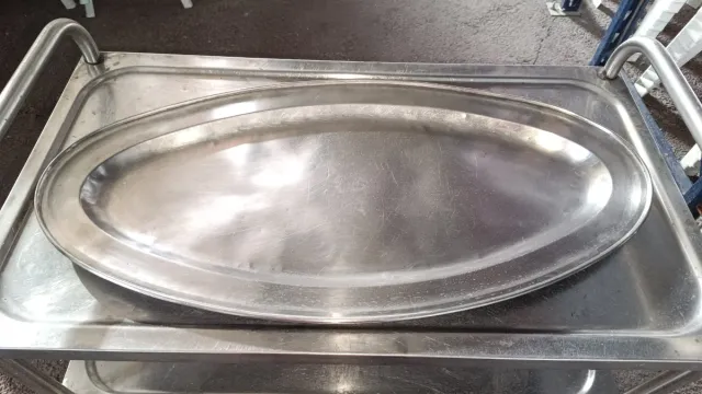 2 Vassoi Ovali in Acciaio Inox per Ristorazione